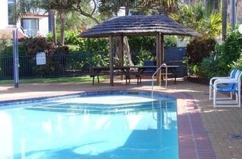 Casablanca Beachfront Apartments Bribie Island North 외부 사진