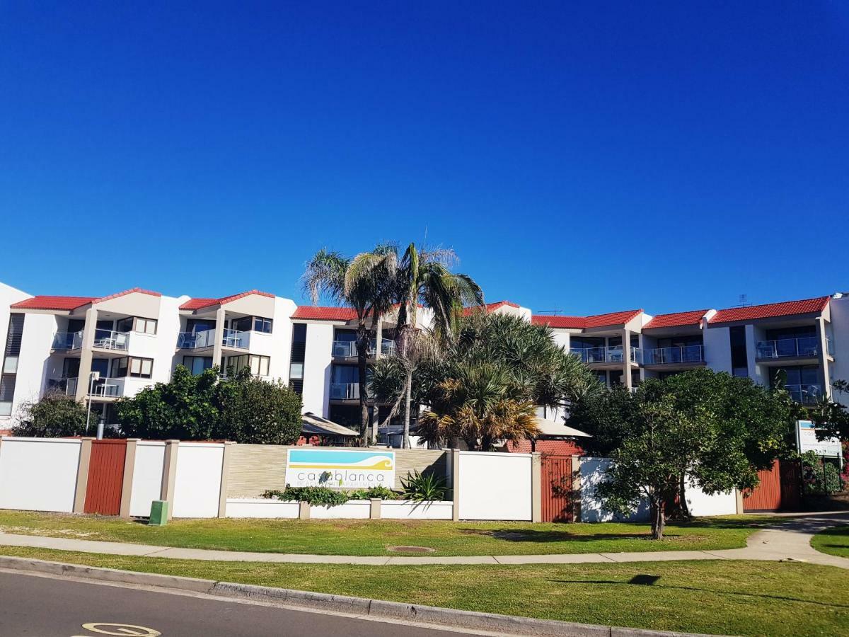 Casablanca Beachfront Apartments Bribie Island North 외부 사진
