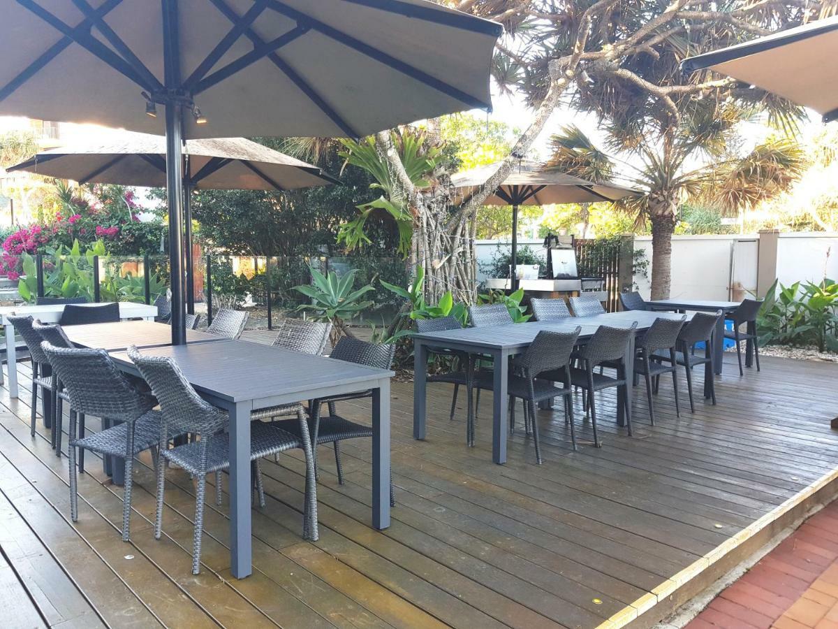 Casablanca Beachfront Apartments Bribie Island North 외부 사진